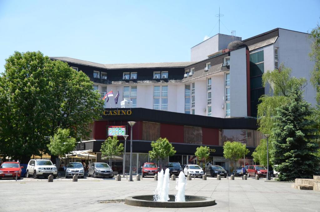 Hotel Bosna Μπάνια Λούκα Εξωτερικό φωτογραφία